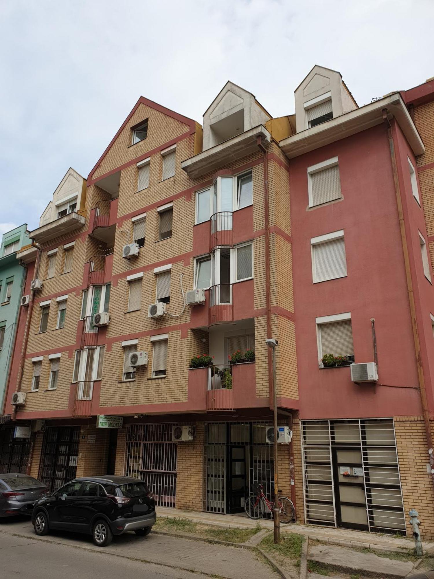 Podbara Center Apartment Нови Сад Екстериор снимка